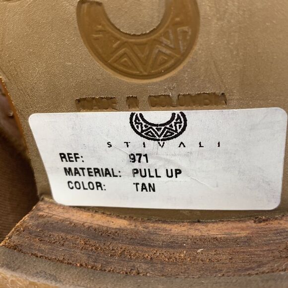 Stivali tan leather studded Chelsea ankle boots NWOB - Picture 11 of 11